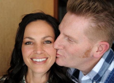 Joey Feek's heartbreaking choice has made her daughter's life a little easier Joey And Roey, Joey And Rory Feek, Joey Feek, Rory Feek, Best Country Music, Country Singer, Shocking News, Country Music Stars, Faith In Love