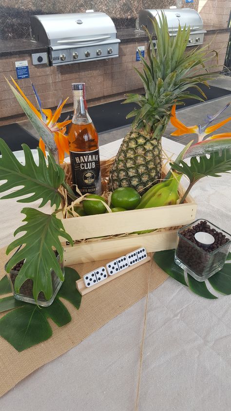 Havana Nights Party Table Decor, Rum Party Theme, Cuban Table Decor, Havana Night Centerpieces, Havana Nights Centerpiece Ideas, Havana Nights Centerpieces, Habana Night Theme Party, Dominican Party, Havanna Nights Party