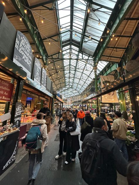 Nyc Farmers Market, Food Market London, London Farmers Market, London Party Aesthetic, Food Market Aesthetic, London Summer Aesthetic, Aesthetic Farmers Market, Flea Market Aesthetic, Farmers Market Produce