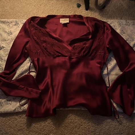 🍓VINTAGE BELL SLEEVE SILK... - Depop Thrifting Manifestation, Lana Condor, Whimsy Goth, Burgundy Fashion, 2000s Fashion Outfits, Vintage Bell, Rory Gilmore, Vintage Fits, Bell Sleeve Blouse