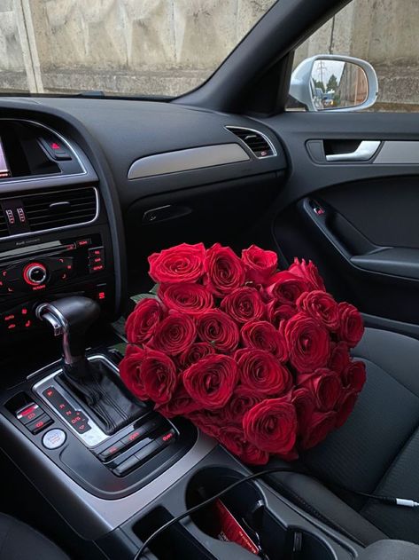 In Car, Beautiful Bouquet, Red Roses, Roses, Red