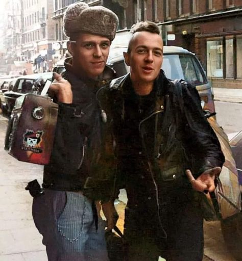 The Clash Aesthetic, The Clash Band, Paul Simonon, Joe Strummer, Family Man, Punk Scene, Punk Rock Bands, Punk Music, The New Wave