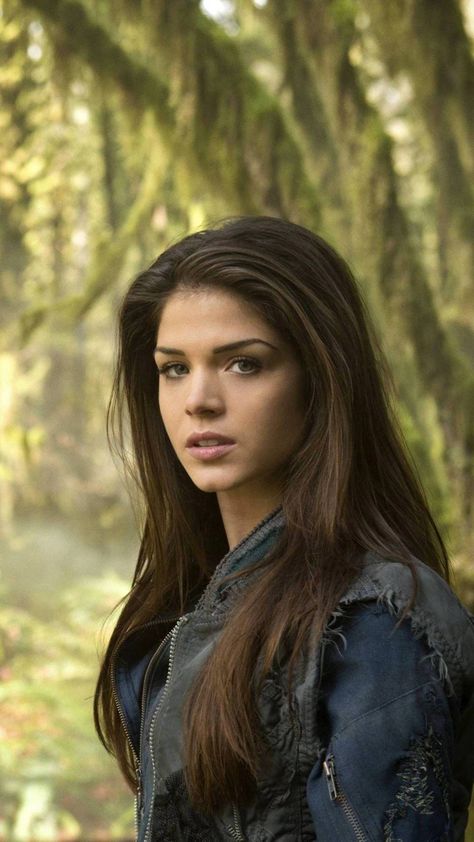 Roan The 100, Maria Avgeropoulos, Lincoln The 100, The 100 Raven, Octavia Blake, Lindsey Morgan, Lexa The 100, Marie Avgeropoulos, The 100 Show