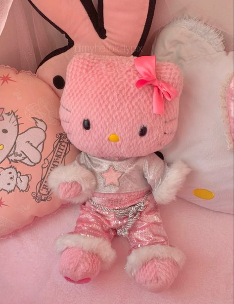 Pink Hello Kitty Build A Bear, Hello Kitty Build A Bear, Build A Bear Accessories, Hello Kitty Merchandise, Charmmy Kitty, Hello Kitty Aesthetic, Miss Kitty, Kitty Plush, Wallpaper Dekstop