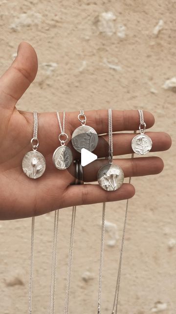 Jessica Hickman-Woolcott on Instagram: "Do you know about Silver Clay? 

You can learn all about it on our one-day course at the Château de Puyguiller or comment ‘clay’ for a direct link to our free botanical necklace tutorial and full tools & materials list straight to your DMs

EDIT: Silver Clay Online Course NOW AVAILABLE - comment for link 💫

#silverclay #creativelifehappylife #jewelrytutorial #jewelleryschool #natureinspiredjewelry #handmadehappiness #learnsomethingnew" Silver Diy Jewelry, Silver Clay Tutorial, Silver Clay Jewellery Ideas, Art Clay Silver Tutorial, Silver Clay Jewelry Ideas, Precious Metal Clay Tutorial, Silver Clay Jewelry, Silver Clay Jewellery, Handbuilding Techniques