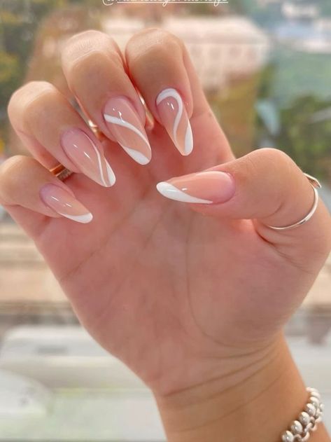 White Based Nails, White Almond Nails With Design Classy, White Nail Art Ideas, Almond Nails French, Dragon Nails, Formal Nails, Minimal Nails, French Acrylic Nails, Paparazzi Photos