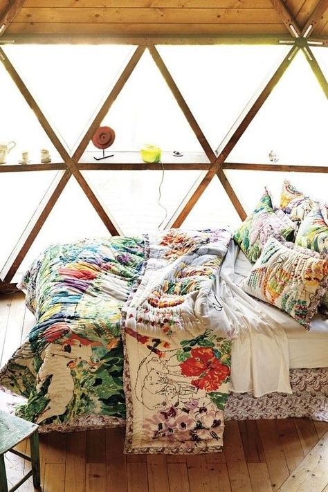 bed throws - http://www.wildashinteriors.co.uk Anthropologie Bedding, House Remodeling, Nice House, Pretty Quilt, House Things, Bedroom Vintage, Remodeling Ideas, Bohemian Home, My New Room