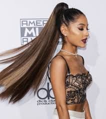 Ariana Grande Ponytail, Ariana Grande Cover, Prom Ponytail Hairstyles, Attractive Face, Drake Concert, Dangerous Woman Era, Iconic Hairstyles, Brides Sister, Ariana Grande Hair