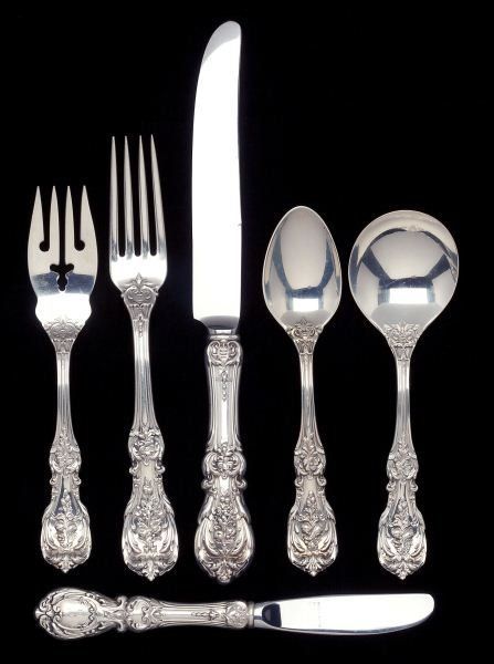 Dinner Place, Antique Flatware, Silver Service, Silver Cutlery, Sterling Silver Flatware, Silver Flatware, Silver Spoons, Place Setting, Flatware Set