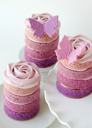 Mini butterfly cakes - in leiu of cupcakes.  @Kyra Elash this reminded me of you. (Minus the butterflies). Something sweet and the purple/pink! Torte Creative, Dessert Mini, Mini Torte, Cake Mini, Torte Cupcake, Ombre Cake, Cupcake Cake, Gorgeous Cakes, Mini Desserts