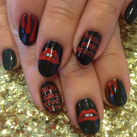 Freaking sweet rocky horror nails Stephen King Nails, Rocky Horror Picture Show Nails, Rocky Horror Nails, Horror Nails, Rocky Horror Show, Black Nail Art, Rocky Horror Picture Show, Rocky Horror Picture, Rocky Horror