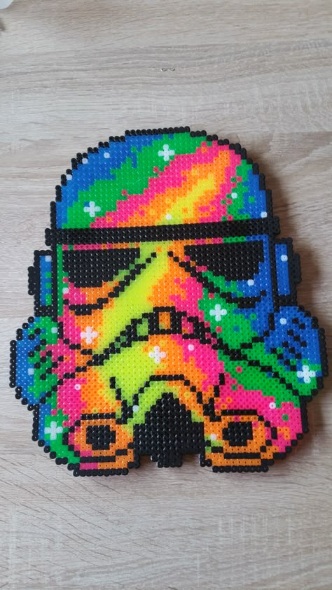 Perler beads Starwars strijkkralen Starwars Perler Bead Patterns, Starwars Perler, Star Wars Perler Beads, Nerdy Perler Beads, Geeky Craft, Melty Bead Patterns, Pearl Beads Pattern, Beads Patterns, Perler Art