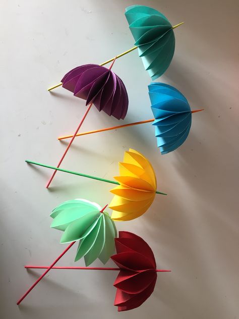 DIY monsoon crafts| Paper Umbrellas | Use as Party decor for buntings, cup cake toppers| mobile hangings Monsoon Decoration Ideas, Monsoon Theme Decoration, Umbrella Decorations Creative, Monsoon Aesthetic, Aesthetic Craft, Paper Props, Umbrella Decorations, Paper Umbrellas, 3d Craft