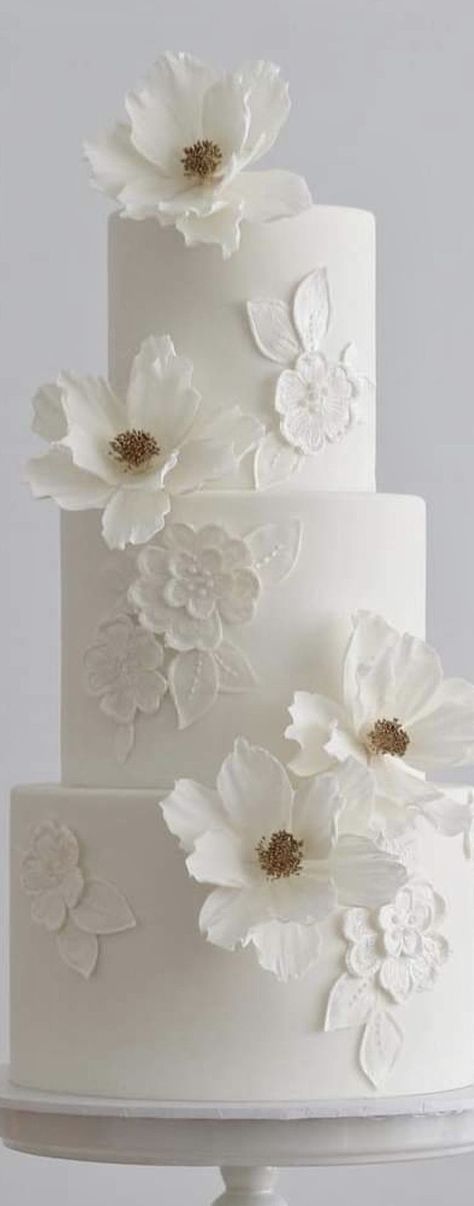 White Wedding Cake White Flowers, Gumpaste Flowers Wedding Cake, Fondant Fancy Wedding Cake, Wedding Cake With 3d Flowers, Wedding Cake Orchids White, Classy Wedding Cakes, 25th Wedding Anniversary Cakes, Serving Station, 4 Tier Wedding Cake