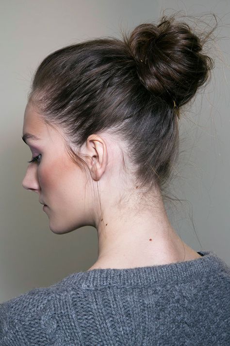 Ballerina Bun, Perfect Bun, 2015 Hairstyles, Messy Bun Hairstyles, Bun Hairstyles For Long Hair, Very Long Hair, One Hair, Messy Hairstyles, Messy Bun