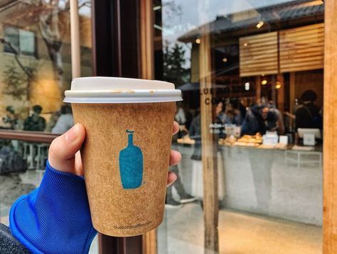 Coffee Cup from Blue Bottle in Japan Coffee Counter, Blue Bottle Coffee, Blue Cups, Coffee To Go, Blue Bottle, Go Blue, Ghost Town, Coffee Cup, Kyoto