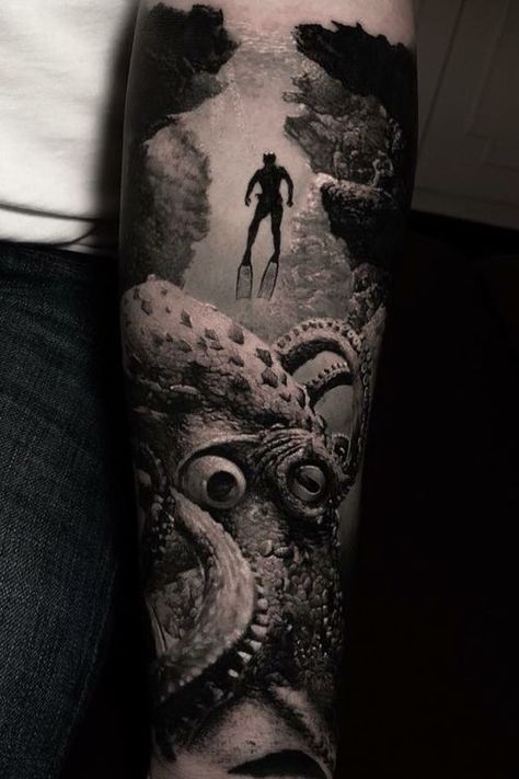 Sea Tattoo Sleeve, Ocean Theme Tattoos, Natur Tattoo Arm, Underwater Tattoo, Ocean Sleeve Tattoos, Diver Tattoo, Nautical Tattoo Sleeve, Ocean Sleeve, Octopus Tattoo Sleeve