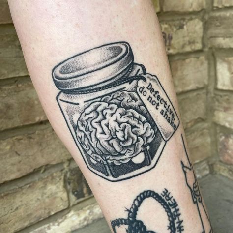 Brain Cage Tattoo, Brain Surgery Tattoo, Neurodivergent Tattoo, Spoonie Tattoo, Health Tattoo Ideas, Brain In A Jar, Jar Tattoo, Protection Sigils, Brain Tattoo