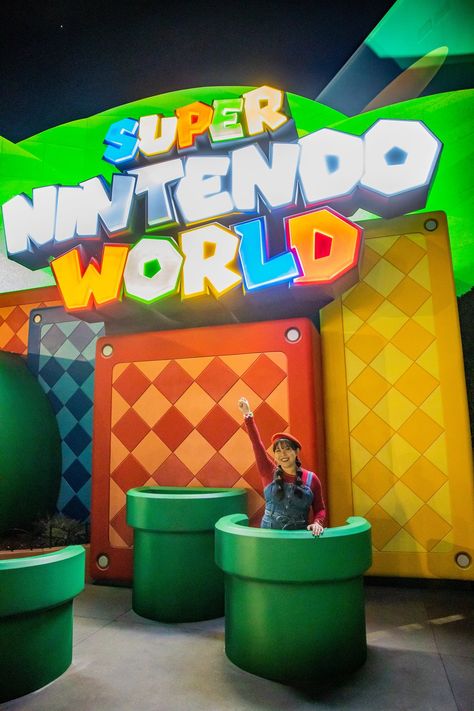 Mario Land Universal Studios, Super Mario World Hollywood, Mario Land Universal, Super Mario World Universal Hollywood, Super Nintendo World Hollywood, Super Mario World Universal, Mario World Universal, Hollywood Things To Do, Nintendo Land