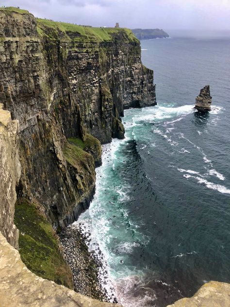 Irish Vacation, County Kerry, Cliffs Of Moher, Rock Face, Tourist Trap, Ireland Travel, Beautiful Places To Visit, Amazing Destinations, Most Beautiful Places