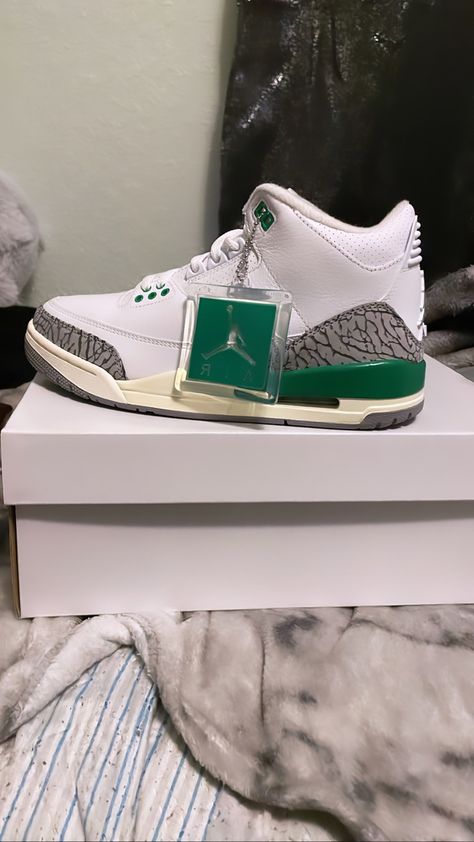 Retro 3, Jordan 3 Retro, Air Jordan 3 Retro, Lucky Green, Air Jordan 3, Jordan 3, Air Jordan, Air Jordans, Jordan