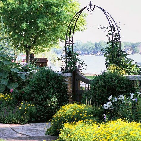 Garden Entrance Flowers Walkway, Gate Arbor, Arbor Design, Metal Arbor, Timber Gates, Arbors Trellis, Metal Pergola, Alpine Plants, Garden Arbor