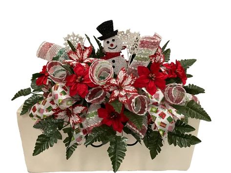 FlowerlandUS - Etsy Christmas Grave Saddles, Christmas Saddles For Headstones, Christmas Grave Flowers, Grave Saddles, Grave Arrangements, Grave Ideas, Graveside Flowers, Headstone Flowers, Pinecone Decorations