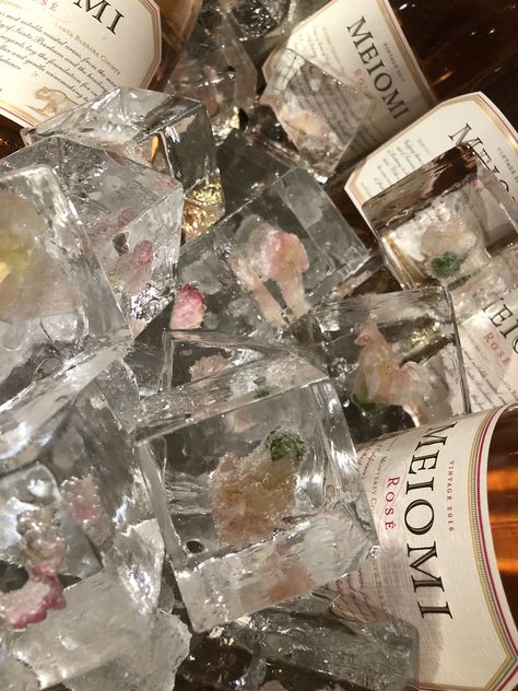 Frozen flower petals in ice cubes Ice Cubes, Ice Cube, Flower Petals, Frozen, Wedding Ideas, Milk, Magazine, Flowers