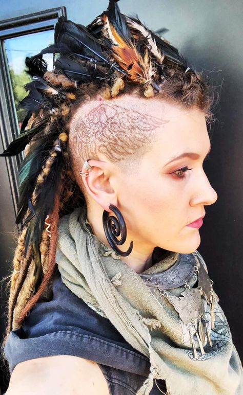 Half Mohawk, Dreadlock Mohawk, Mohawk Dreads, Dreads With Undercut, Dread Journey, Hairstyles Dreadlocks, Dread Ideas, Lagertha Hair, Goth Hairstyles