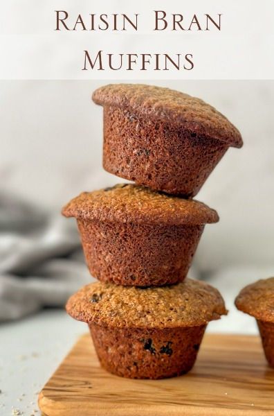 Delicious and nutrient-packed, these raisin bran muffins are healthy and are perfectly moist with just the right amount of sweetness! All Bran Muffins, Bran Muffins Healthy, Raisin Bran Muffins, Bran Muffin, Raisin Bran, Raisin Muffins, Bran Muffin Recipes, Muffins Healthy, Bran Muffins