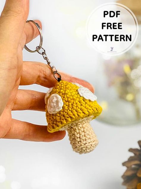 Crochet Mushroom Keychain PDF Amigurumi Free Pattern - Amigurumi Receitas Amigurumi Crochet Keychain Free Pattern, Mushroom Crochet Keychain Pattern, Crochet Keychain Easy Patterns, Crocheted Mushroom Keychain, Crochet Mushroom Keychain Pattern Free, Crochet Free Pattern Keychain, Mushroom Amigurumi Free Pattern, Keychain Patterns Free, Crochet Halloween Keychain