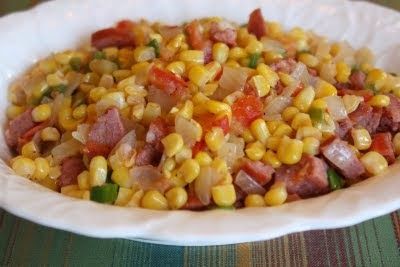 Creamy, buttery, flavorful, and the perfect backdrop to fried...or saucy...or spicy Cajun food. This dish, pronounced "mock shoe," is han... Creole Corn, Hominy Recipes, Cajun Corn, Salad Inspiration, Corn Dishes, Cajun Food, Cajun Creole Recipes, Creole Recipes, Corn Recipes