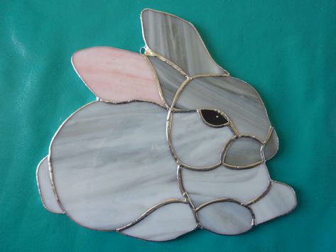 Stained Glass Rabbit, Stained Glass Bunny, Stained Glass Easter, Stain Glass Art, Diy Stained Glass Window, Glass Sun Catchers, Stain Glass Patterns, Stained Glass Animals, Stained Glass Patterns Free