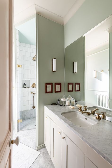 Mizzle Farrow And Ball, Farrow And Ball Bathroom, Farrow And Ball Mizzle, Bathroom Wall Ideas, Colored Bathroom, Console Table Bedroom, Interior Design Software, Farrow And Ball, Bathroom Shop