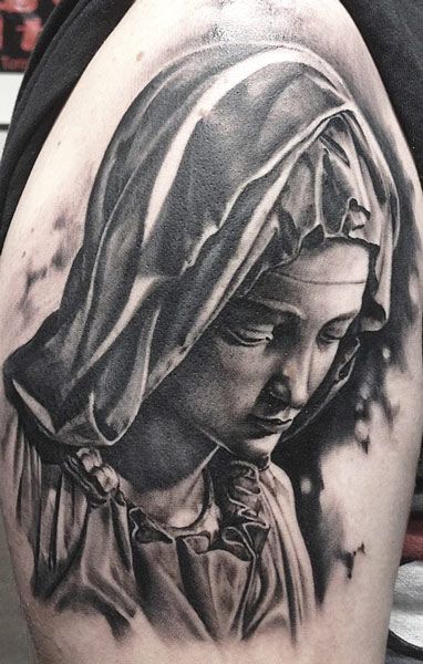 Tattoo Artist - Matteo Pasqualin | Tattoo No. 6312 Mama Mary Tattoo, Mama Mary Tattoo Design, Juncha Tattoo, Mary Tattoo Design, Mangas Tattoo, Tattoo Samples, Virgin Mary Tattoo, Mary Tattoo, Religious Tattoo