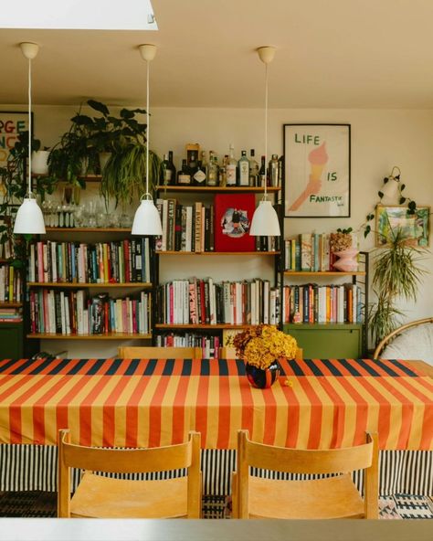 Stripe Artwork, Vintage Eclectic Living Room, Patchwork Tablecloth, Cheshire Uk, Interior Design Help, Interior Design Games, Interior Desig, Interior Accents, Eclectic Home