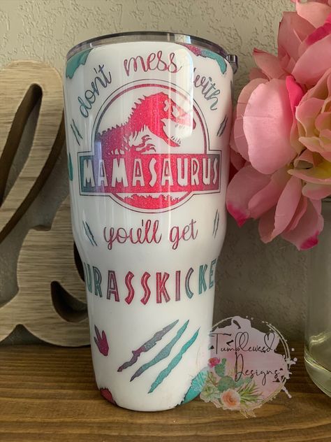 Mamasaurus Tumbler, Epoxy Tumblers, Diy Cups, Tumbler Ideas, Glitter Cups, Clever Crafts, Tumbler Cups, Facebook Page, Cricut Projects