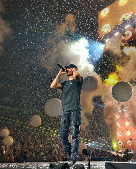 Enrique Iglesias Concert, Vision Board Goals, Enrique Iglesias, April 20, Art Board, Bucket List, Vision Board, Musical, Collage