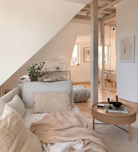 Attic Living Room, Scandi Interiors, Hygge Home, Style Deco, House Inspo, Dream Home Design, New Room, House Inspiration, Bedroom Interior