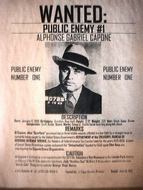 Al Capone is one of America's most well known gangster in history. He was a symbol of the collapse of law and order during the 1920s. He helped Chicago get the reputation of a lawless city. Mafia Party, Don Corleone, Real Gangster, Mafia Gangster, Chicago Outfit, Wise Guys, Wanted Poster, Wilde Westen, Chicago History