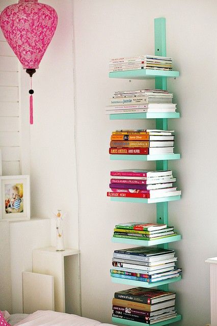 Ideas para decorar tu habitación o depa con tus libros favoritos Lights Shelves, Decor Lights, Shelves Diy, Teen Girl Bedroom, Diy Centerpieces, Decor Minimalist, Teen Room, Book Shelf