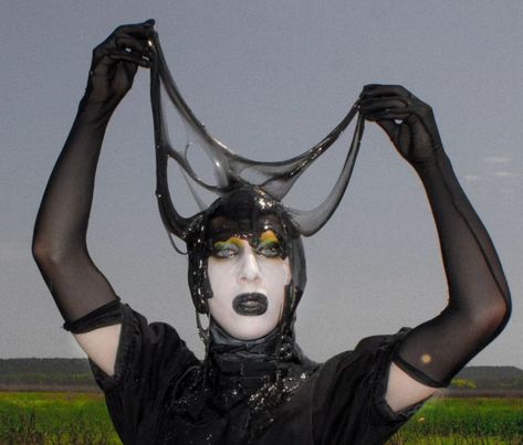 LUNATIC - The moon blesses me with 2 minutes of nautical twilight, a rest from the same blazing sun that droughts my body of water. . These pictures were captured during the minutes surrounding an actual solar eclipse🌑 . Huge thanks to @kndlbwmn for trudging through mud and flies to help me take these pictures during an eclipse<3 . Headpiece and leggings sewn by me! . #solareclipse #eclipse #photoshoot #nature #photography #makeup #mcqueen #fashion #sewing #bjork #slime #scary #horror #arca #... Slime Photoshoot, Eclipse Photoshoot, Nautical Twilight, Mcqueen Fashion, Photography Makeup, Body Of Water, Solar Eclipse, Fashion Sewing, Slime