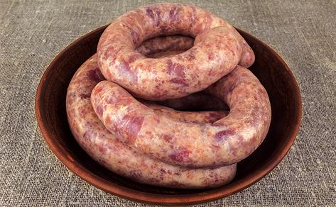 Homemade Ring Bologna Recipes, Venison Ring Bologna Recipes, Ring Bologna Recipes, Deer Bologna Recipe, Fennel Sausage Recipe, Ring Bologna, Deer Sausage, Venison Sausage Recipes, Ground Venison Recipes