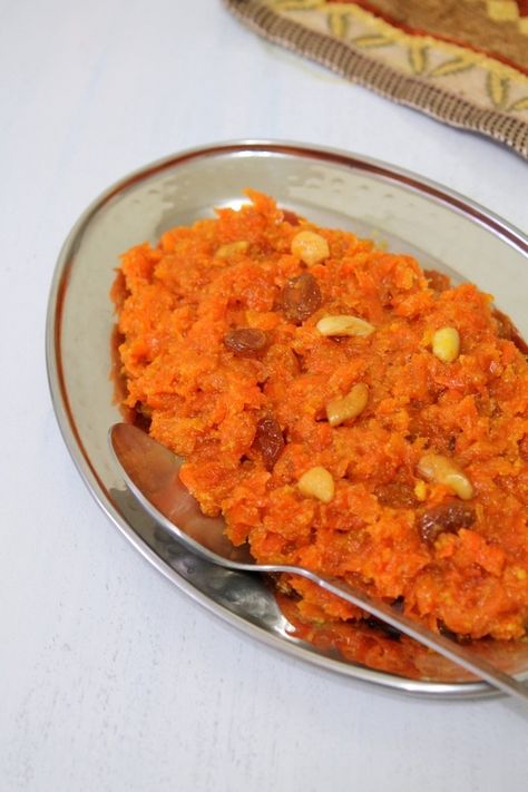 Gajar ka halwa in pressure cooker | Quick gajar ka halwa recipe Gazar Ka Halwa, Easy Diwali Sweets, Gajar Ka Halwa Recipe, Carrot Halwa Recipe, Diwali Sweets Recipe, Carrot Halwa, Gajar Ka Halwa, Kheer Recipe, Halwa Recipe