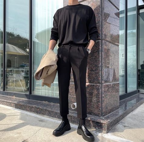 Outfits Ideas Korean, Winter Outfits Aesthetic Korean, Korean Black Outfit, Outfits Aesthetic Korean, Outfits Aesthetic Dress, Dress Outfits Korean, Korean Aesthetic Outfits, Fashion For Men Over 40, Men Outfits Aesthetic