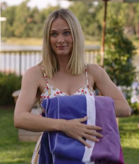 Susannah Fisher, The Summer I Turned Pretty, I Tunes, Face Claims, Best Mom, Hair Inspiration, Camisole Top, A Woman, Turn Ons