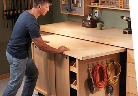 Pull Out Work Bench, Moveable Work Bench Ideas, Homemade Work Bench, Storage Shed Work Bench, She Shed Work Bench, Tool Bench Ideas, Shop Work Bench Ideas, Workshop Bench Ideas, Work Bench Ideas