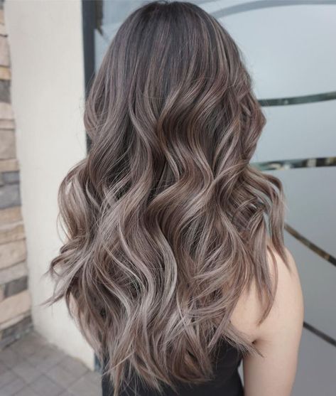 Mushroom Brown, Brown Ombre Hair, Balayage Blonde, Brown Hair Balayage, Brown Blonde Hair, Penteado Cabelo Curto, Ombre Hair Color, Brown Hair With Highlights, Hair Color Balayage