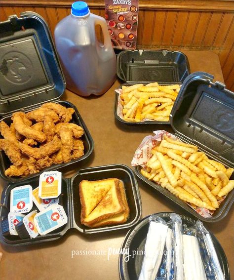 Zaxby's Secret Menu Hacks. Passionate Penny Pincher is the #1 source printable & online coupons! Get your promo codes or coupons & save. Zaxbys Aesthetic, Chicken Wing Recipes Fried, Passionate Penny Pincher, Food Order, California Food, Penny Pincher, Favorite Chicken, Secret Menu, Buffalo Wings