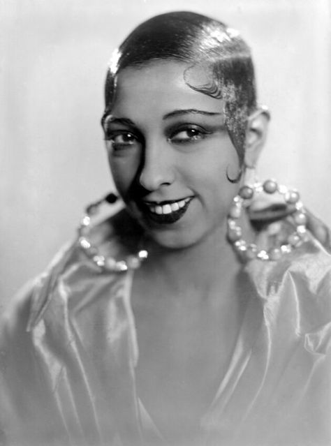 11 Fashion And Beauty Lessons From Josephine Baker That We Still Live By Today (PHOTOS) 1920s Black Hairstyles, 1920 Hairstyles, 20s Hair, French Girl Hair, 1920s Hair, Hair Evolution, Lisa Bonet, Josephine Baker, Grace Jones